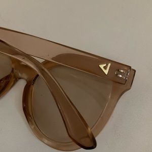 Tan shade sunglasses